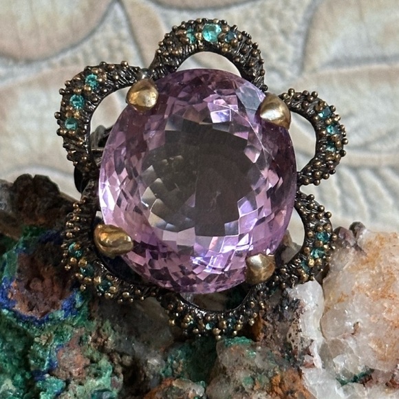 Huge Bling! 38 carat amethyst topaz 925 sterling silver statement ring